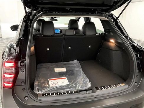 New 2026 Nissan Kicks SR w/ SR Premium Package image 39