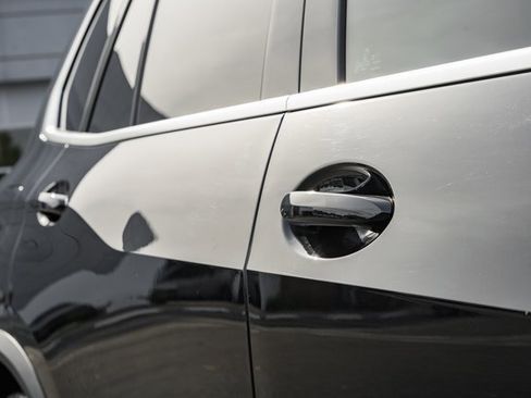 Used 2020 BMW X5 xDrive40i w/ Premium Package image 17