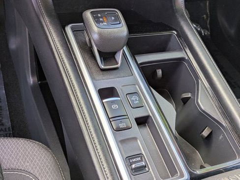 Used 2024 Nissan Pathfinder SV image 21