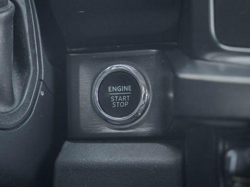 Used 2023 Ford F250 Lariat w/ Chrome Package image 30