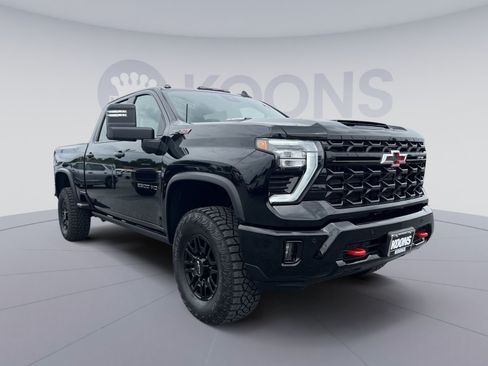 Used 2026 Chevrolet Silverado 2500 ZR2 AWD/4WD image 10