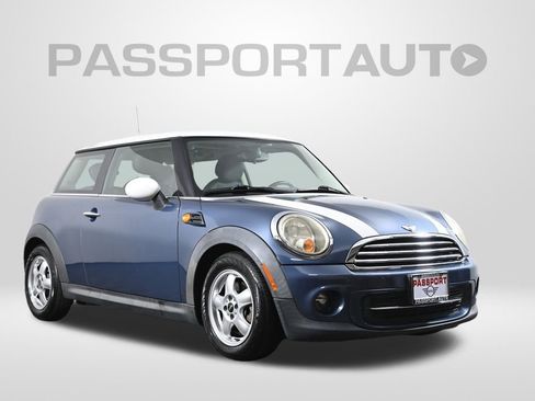 Used 2011 MINI Cooper Hardtop image 3