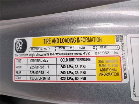 Used 2024 GMC Terrain SLT image 20