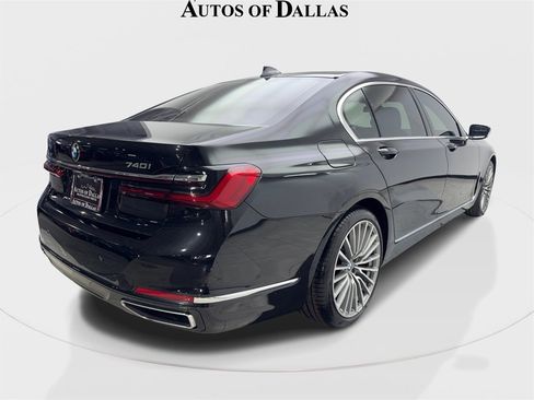 Used 2022 BMW 740i 740i NAV,CAM,PANO,HTD STS,BLIN image 6