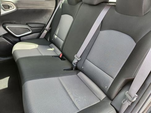 Certified 2025 Kia Soul LX FWD image 14