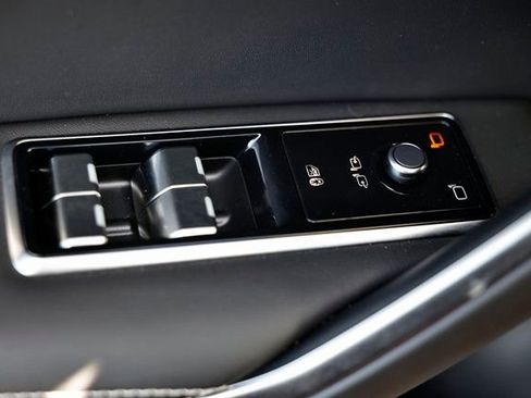 New 2026 Jaguar F-PACE R-Dynamic S image 16