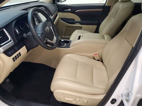 Used 2017 Toyota Highlander Limited AWD/4WD image 20