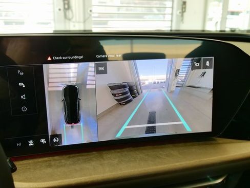 New 2025 Audi Q5 Prestige image 21