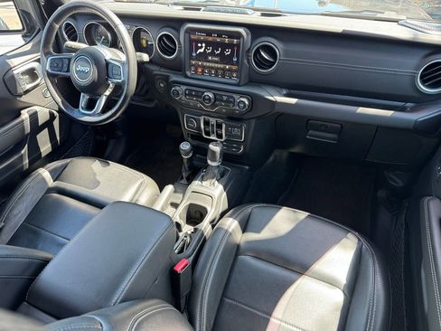 Used 2023 Jeep Wrangler Unlimited Sahara w/ Cold Weather Group image 7