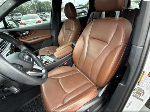 Used 2017 Audi Q7 3.0T Premium Plus w/ Premium Plus Package image 11