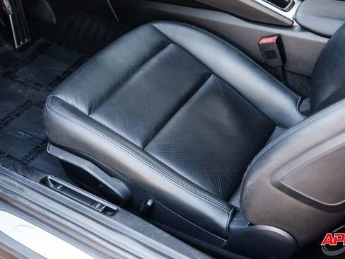 Used 2016 Porsche Cayman image 52