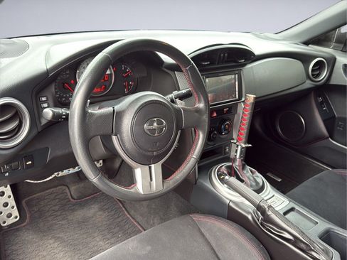 Used 2015 Scion FR-S RWD image 12