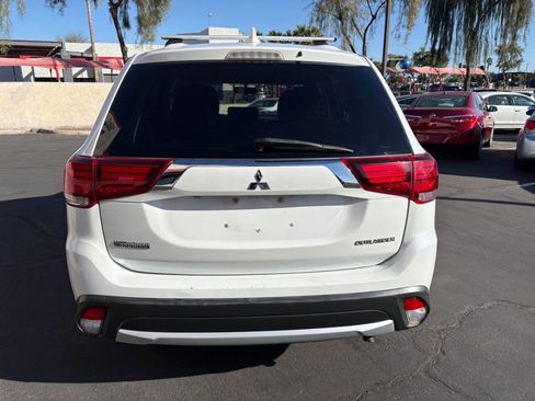 Used 2017 Mitsubishi Outlander ES image 6