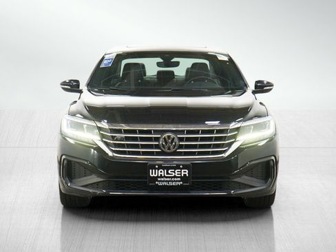 Used 2022 Volkswagen Passat 2.0T R-Line FWD image 8