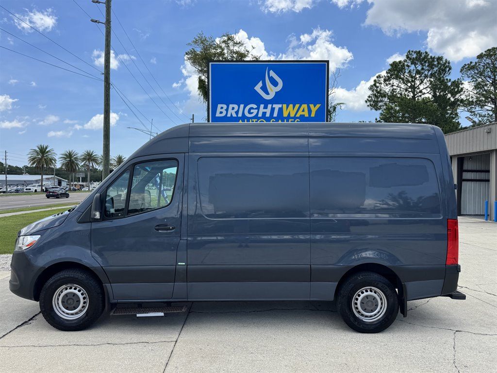 Used 2019 Mercedes-Benz Sprinter 144 image 2