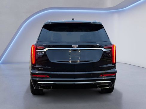 Used 2024 Cadillac XT6 Premium Luxury w/ Technology Package image 4