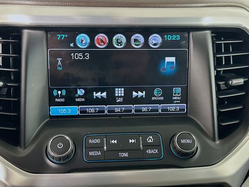 Used 2018 GMC Acadia SLT FWD image 21