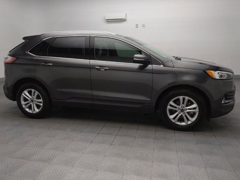Used 2019 Ford Edge SEL FWD image 11