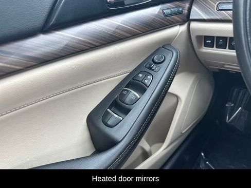 Used 2018 Nissan Maxima Platinum FWD image 19