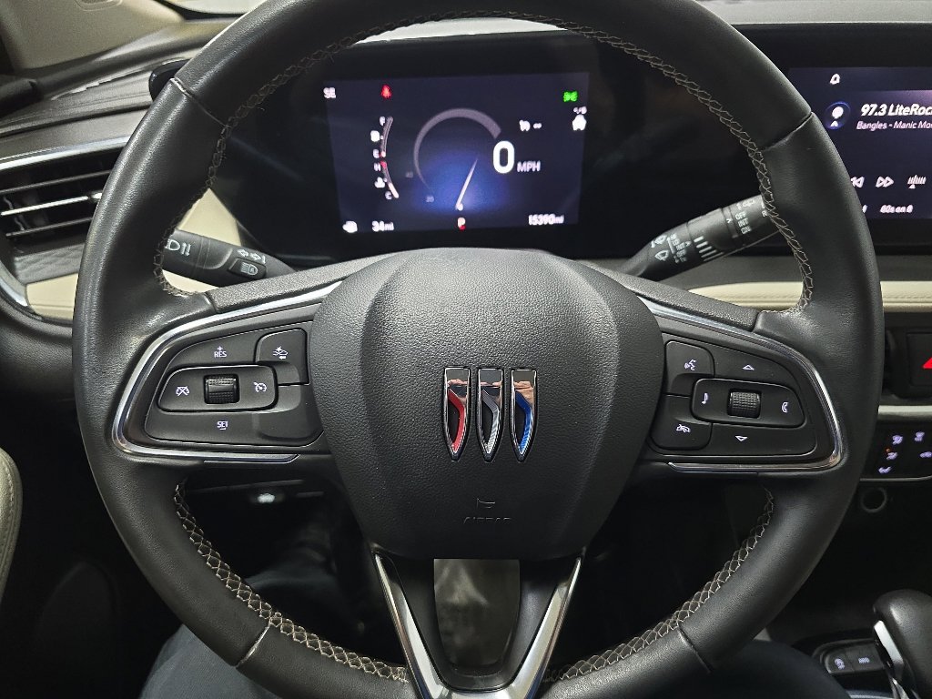 Used 2024 Buick Encore GX Preferred AWD/4WD image 18
