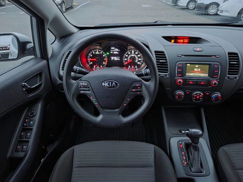 Used 2016 Kia Forte LX w/ LX Popular Plus Package image 13