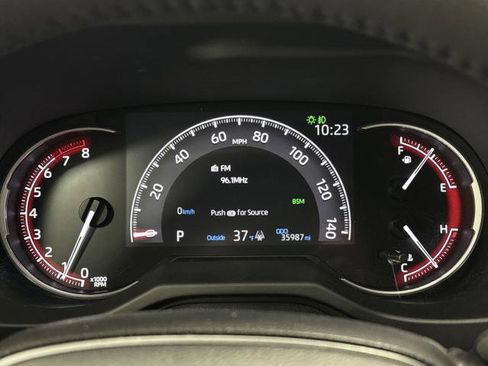 Used 2023 Toyota RAV4 XLE Premium image 17