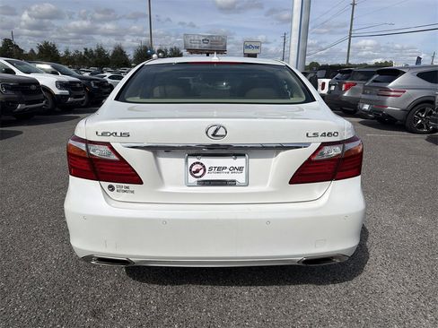 Used 2010 Lexus LS 460 image 6