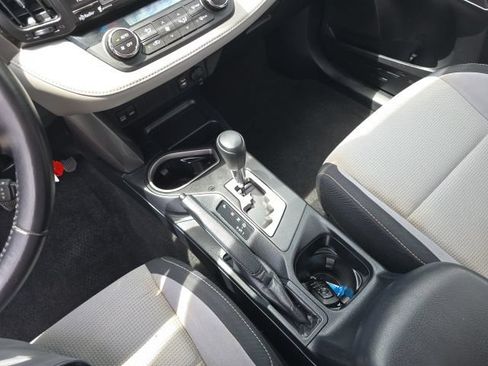 Used 2016 Toyota RAV4 XLE FWD image 20