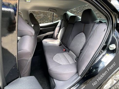 Used 2018 Toyota Camry LE w/ Protection Package (Q2) FWD image 23