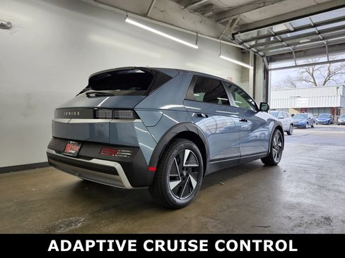 New 2026 Hyundai Ioniq 5 SE image 3