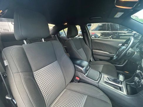 Used 2023 Dodge Charger SXT w/ Blacktop Package RWD image 28