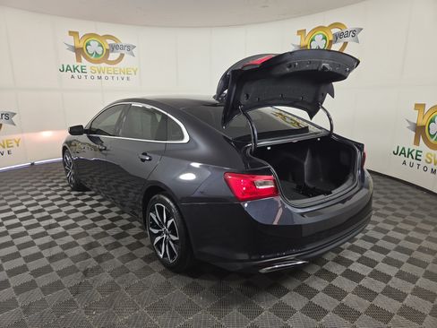 Certified 2022 Chevrolet Malibu RS FWD image 30