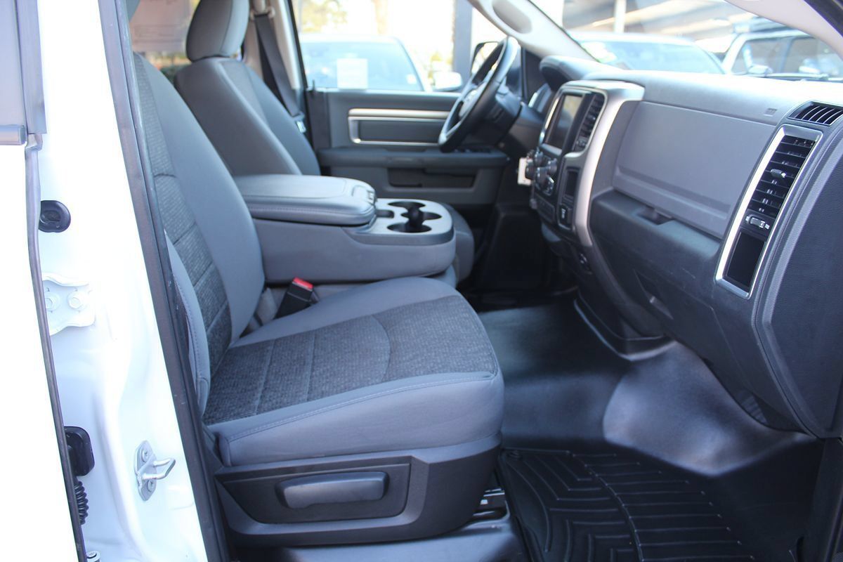 Used 2015 RAM 1500 Big Horn AWD/4WD image 24
