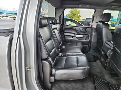 Used 2018 Chevrolet Silverado 2500 LT w/ LT Convenience Package AWD/4WD image 18