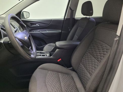 Used 2020 Chevrolet Equinox LT FWD image 17
