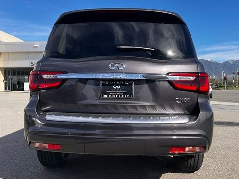 Certified 2022 INFINITI QX80 Luxe w/ All-Season Package image 6