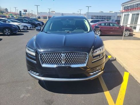 Used 2022 Lincoln Nautilus Reserve w/ Equipment Group 202A image 2