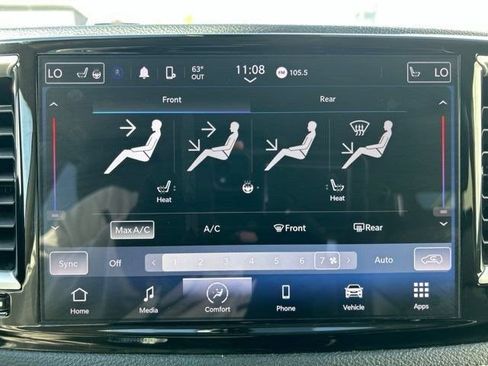Used 2023 Chrysler Pacifica Touring-L FWD image 24