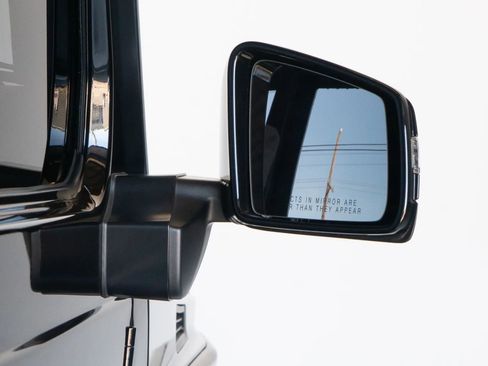 Used 2017 Mercedes-Benz G 550 Squared image 26