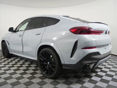 New 2026 BMW X6 xDrive40i image 5