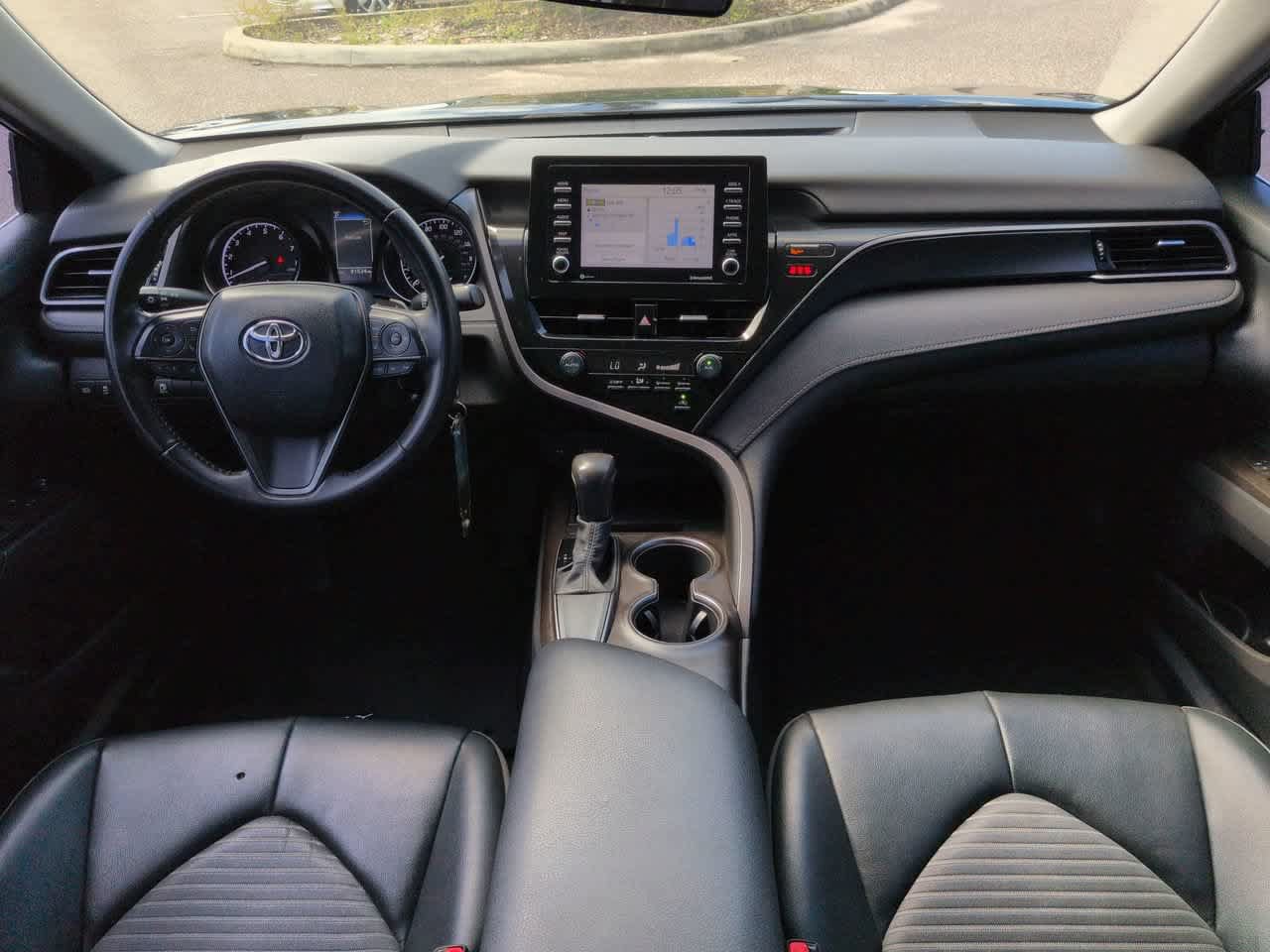 Certified 2021 Toyota Camry SE FWD image 14