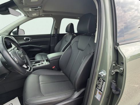 Used 2025 Kia Sorento X-Line EX AWD/4WD image 10