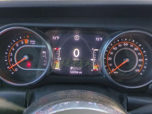 Used 2021 Jeep Wrangler Unlimited Sahara image 34