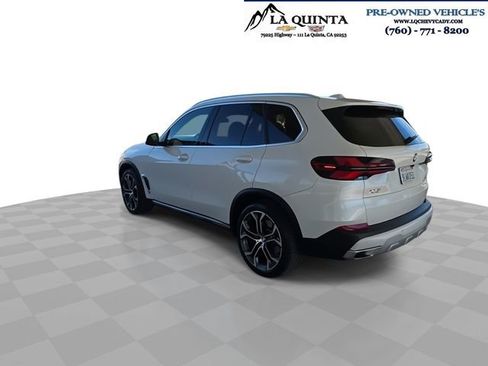 Used 2024 BMW X5 xDrive40i w/ Parking Assistance Package AWD/4WD image 6