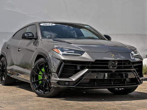 Used 2024 Lamborghini Urus S AWD/4WD image 1
