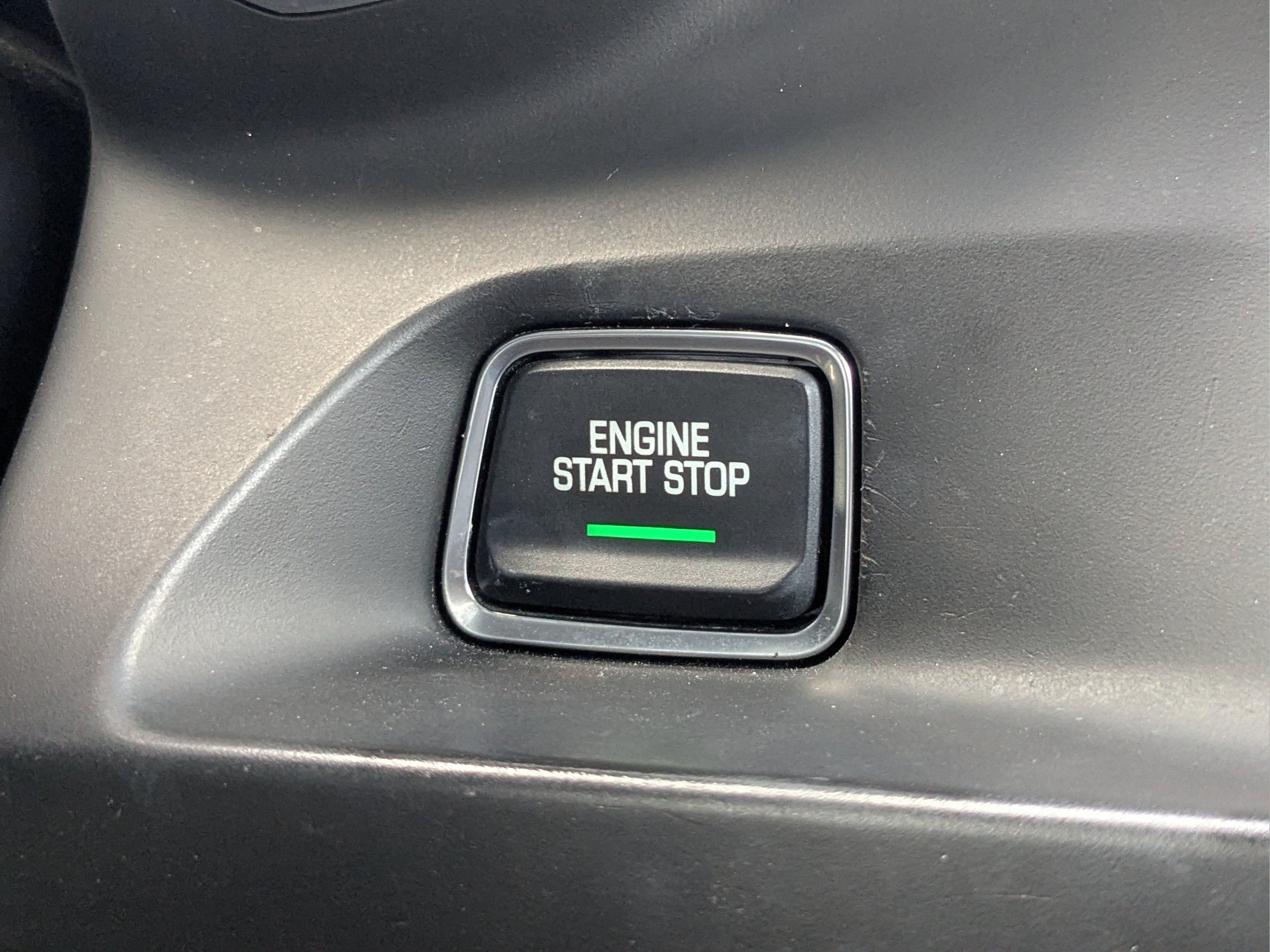 Used 2019 Chevrolet Camaro LT RWD image 28