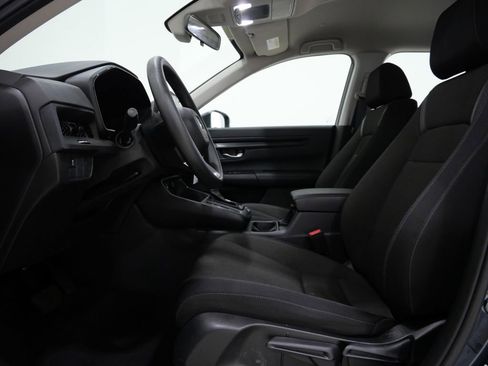 Used 2023 Honda CR-V LX image 12