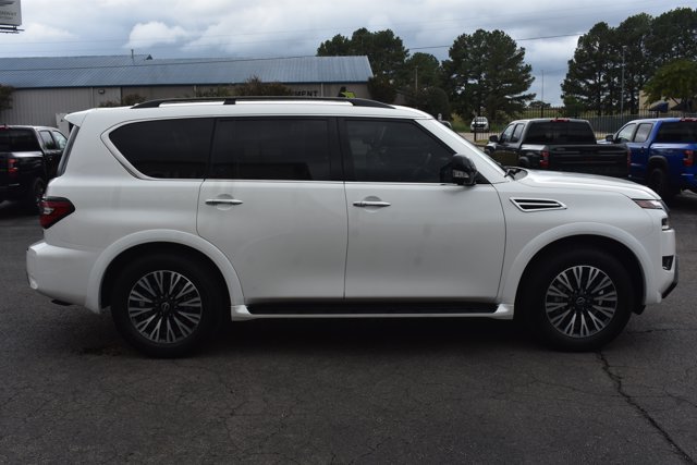 Used 2024 Nissan Armada SL w/ Midnight Edition Package RWD image 4