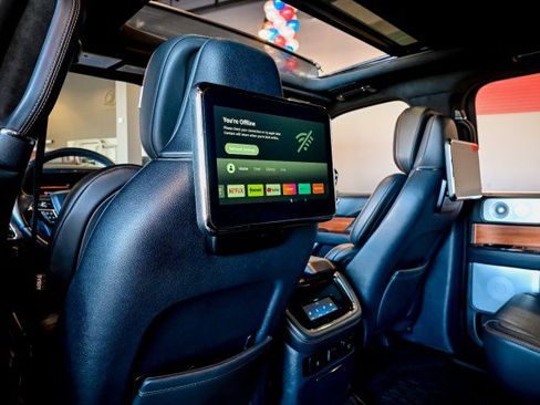 Used 2022 Lincoln Navigator L Black Label image 22