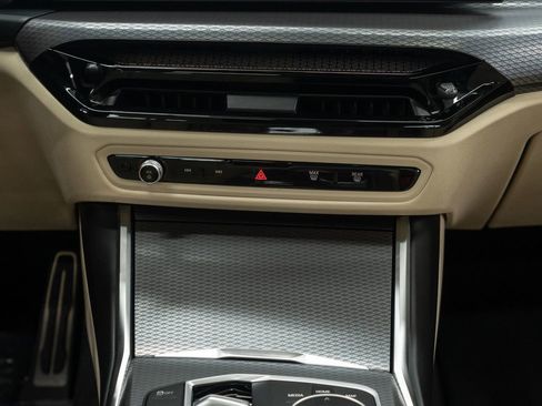 Used 2025 BMW 330i xDrive Sedan image 19